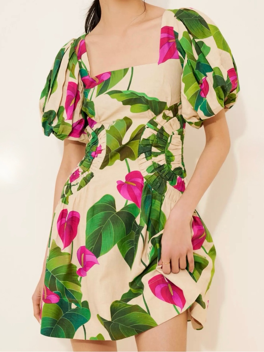 Farm Rio Anthurium Leaves
Linen Blend Short-Sleeve
Square-Neck Mini Dress